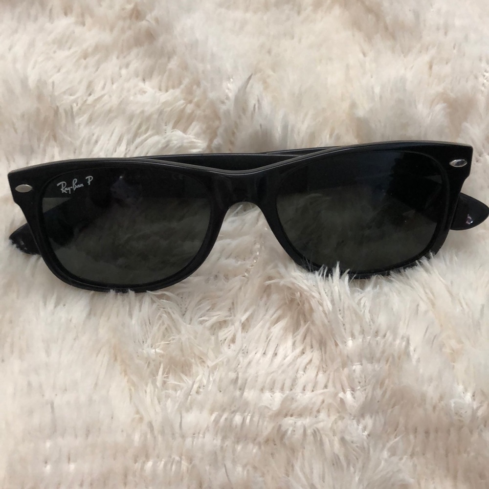 Ray ban new wayfarer sunglasses